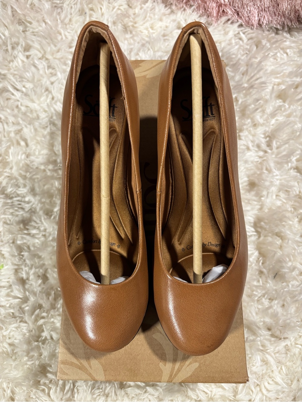 Sofft Classic Velma Round-Toe Pumps in Luggage color-6.5
